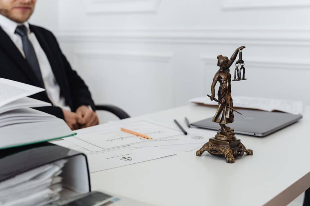Abogado comunidades propietarios Pinseque